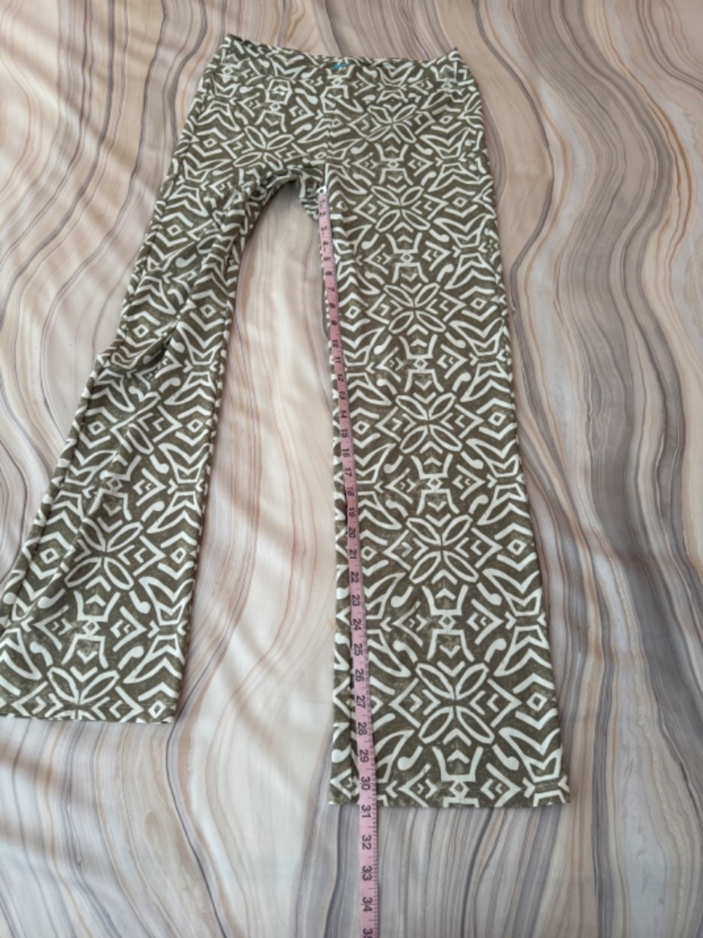 NEW! J. McLaughlin Carmel Pants Pull On Stretch Tan/Cream Nile Geo Print Size S - Picture 11 of 12